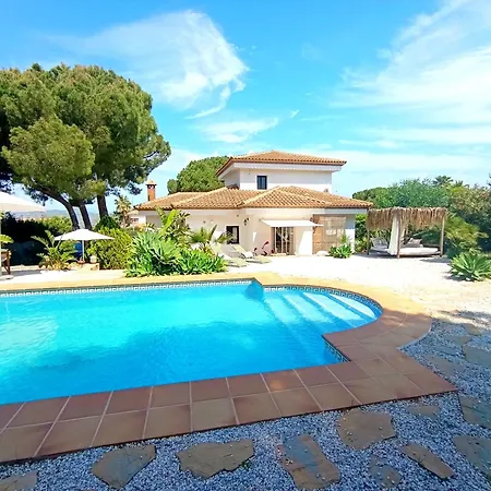 Pinos Malaga With Private Pool, Garden, Bbq * 알하우린데라토레